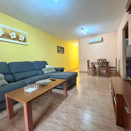 Apartamento Amplio De 3 Con Piscina, Pista De Padel, Futbol Y Garaje Cubierto 2 Coches En Altas Entinas Almerimar