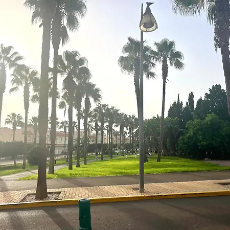 Amplio De 3 Con Piscina, Pista De Padel, Futbol Y Garaje Cubierto 2 Coches En Altas Entinas Apartamento *