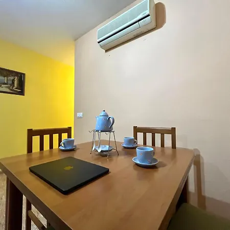 Apartamento Amplio De 3 Con Piscina, Pista De Padel, Futbol Y Garaje Cubierto 2 Coches En Altas Entinas