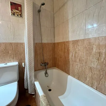 Apartamento Amplio De 3 Con Piscina, Pista De Padel, Futbol Y Garaje Cubierto 2 Coches En Altas Entinas Almerimar