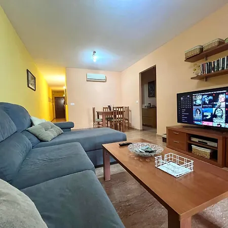 Amplio De 3 Con Piscina, Pista De Padel, Futbol Y Garaje Cubierto 2 Coches En Altas Entinas Apartamento *